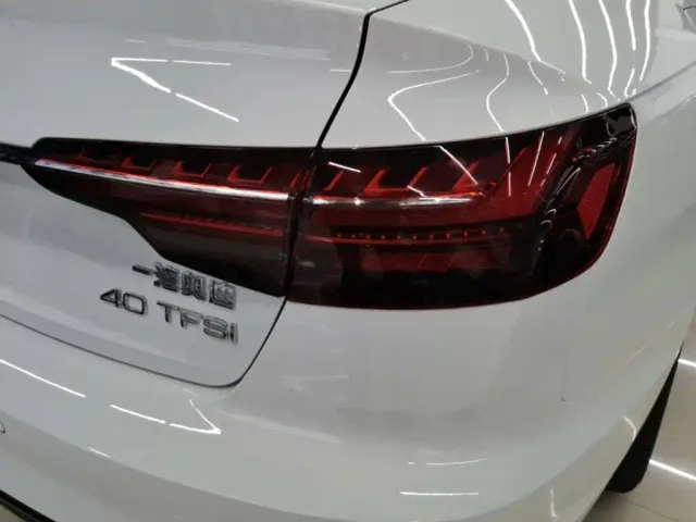 Audi A4L — Фото автомобиля 7