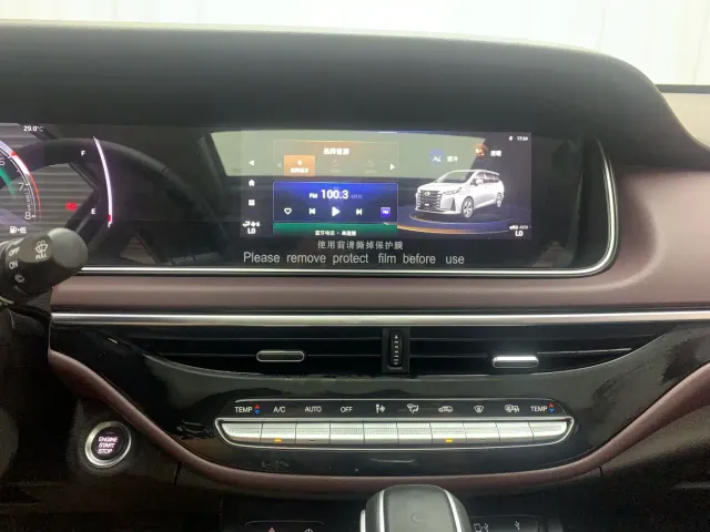 GAC Trumpchi M6 — Фото автомобиля 14