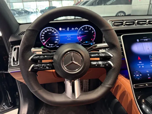 Mercedes-Benz S-Class — Фото автомобиля 16