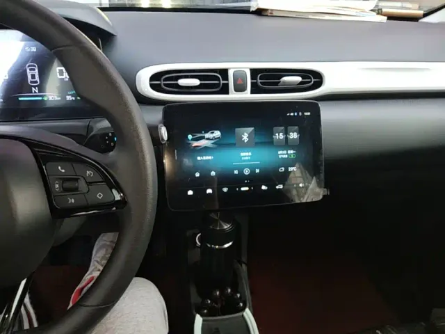 Leapmotor T03 — Фото автомобиля 8