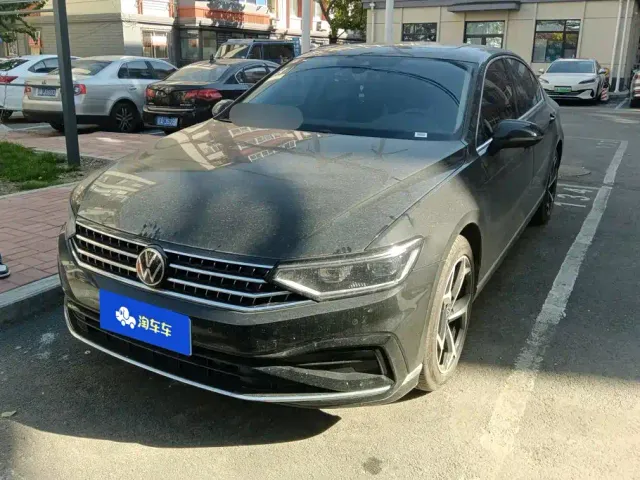 Фотография автомобиля — Volkswagen Magotan