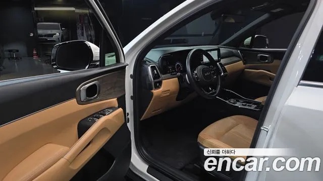 Kia Sorento Sorento 4-е поколение Бензин 2.5T 2WD — Фото автомобиля 8