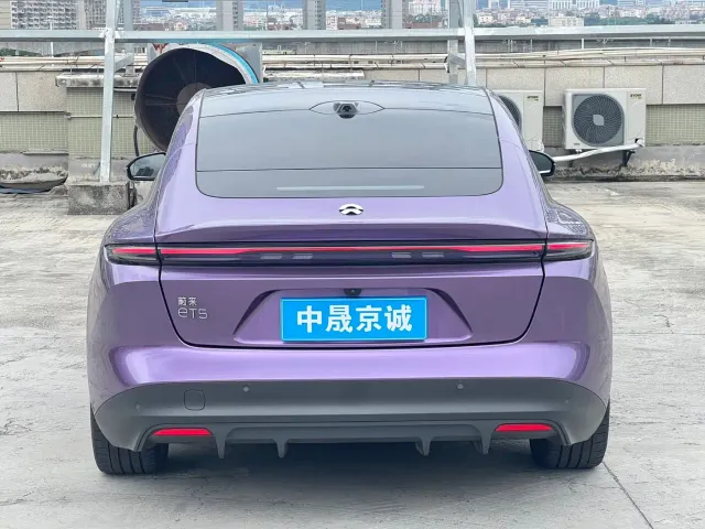 Nio ET5 — Фото автомобиля 5