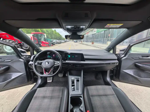 Volkswagen Golf GTI — Фото автомобиля 24