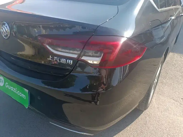 Buick Regal — Фото автомобиля 7