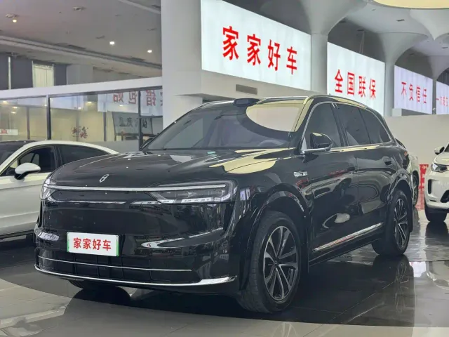 Aito M7 — Фото автомобиля 2