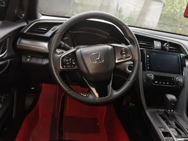 Honda Civic — Фото автомобиля 15