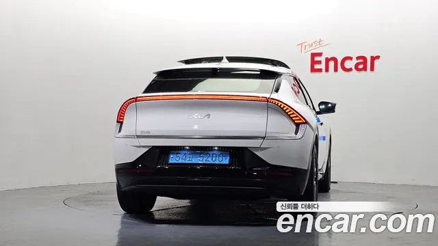 Kia EV6 — Фото автомобиля 4