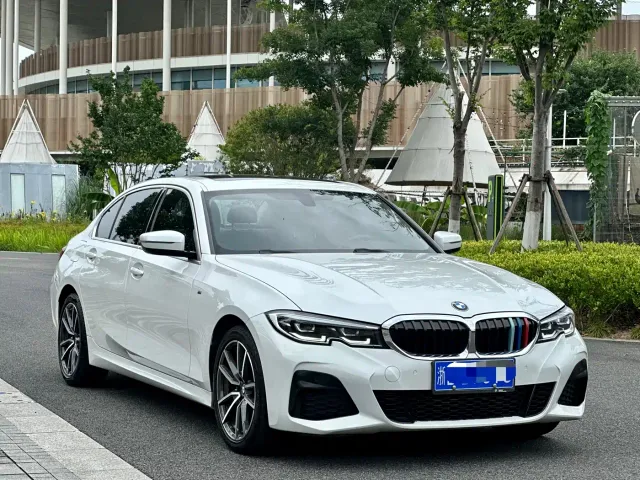 BMW 3 Series — Фото автомобиля 3