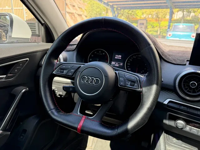 Audi Q2L — Фото автомобиля 11