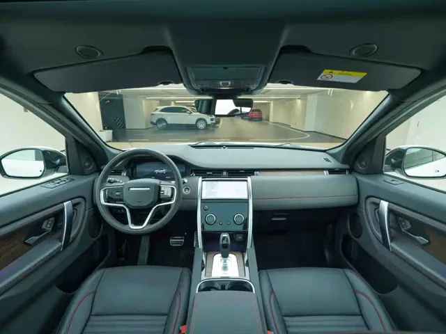 Land Rover Discovery Sport — Фото автомобиля 18