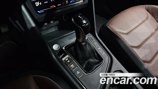 Volkswagen Tiguan — Фото автомобиля 9