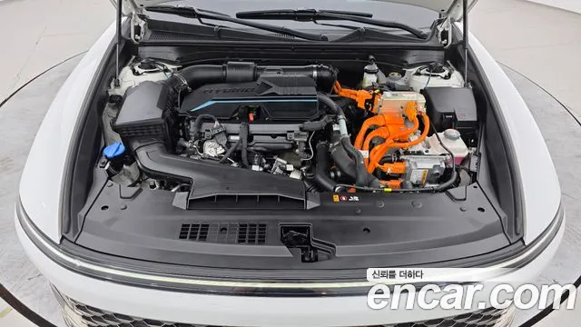 Hyundai Grandeur GN7 — Фото автомобиля 6