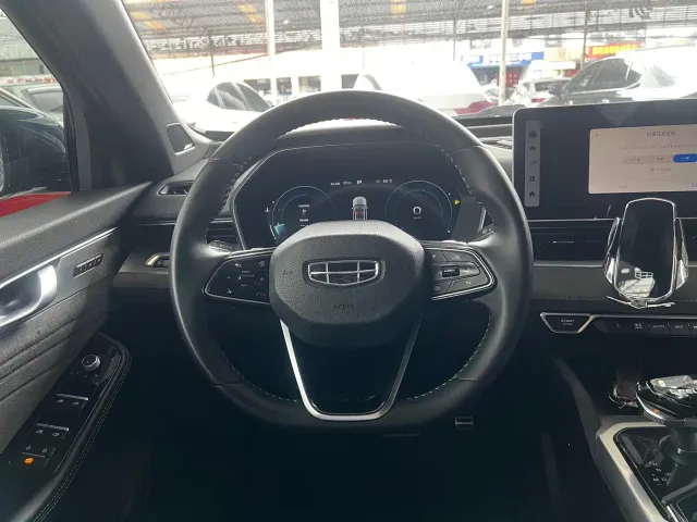 Geely Xingrui — Фото автомобиля 10