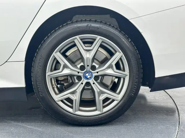 BMW i3 — Фото автомобиля 13