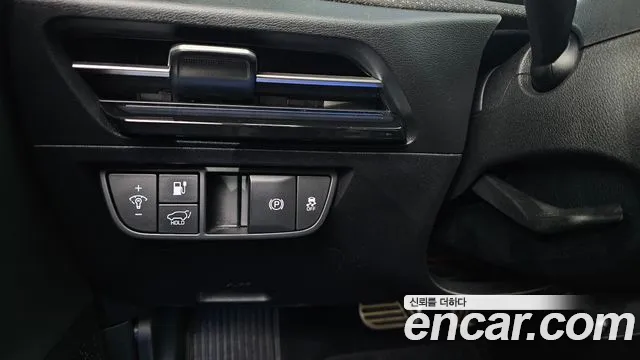 Kia EV6 — Фото автомобиля 28