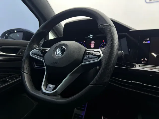 Volkswagen Golf — Фото автомобиля 13