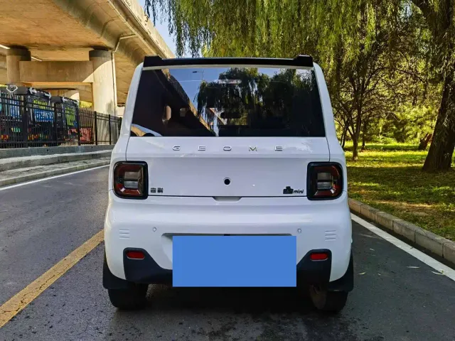 Geely Panda — Фото автомобиля 10