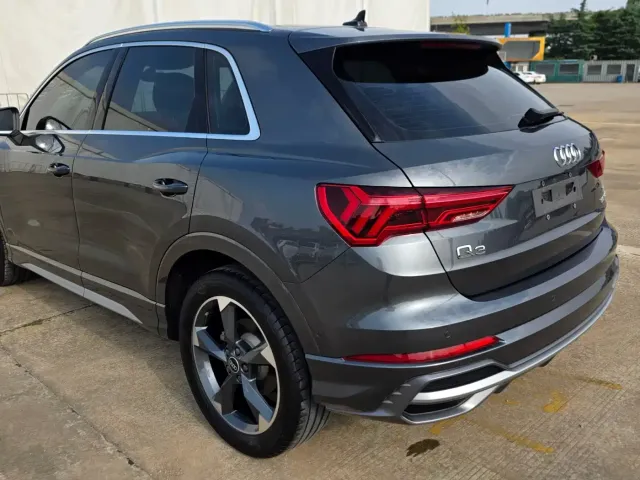 Audi Q3 — Фото автомобиля 12