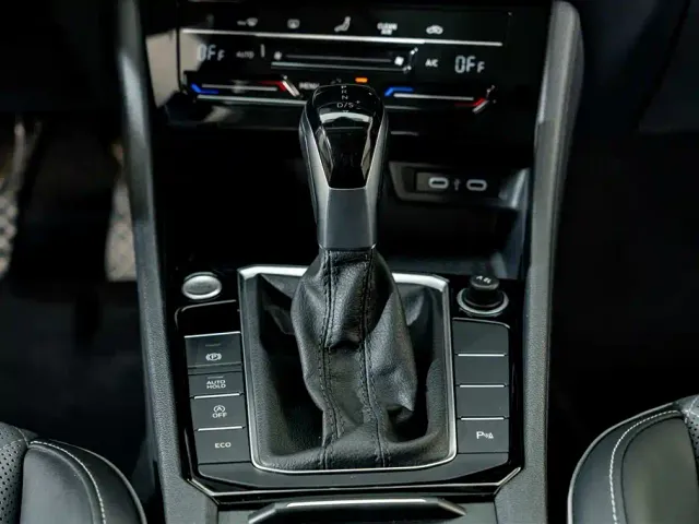 Volkswagen Sagitar — Фото автомобиля 14