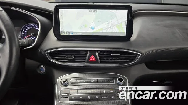 Hyundai Santafe Новый Santa Fe Бензин 2.5T 2WD — Фото автомобиля 16
