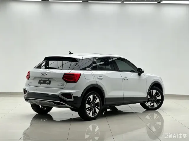 Audi Q2L — Фото автомобиля 4