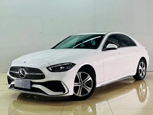 Mercedes-Benz C-Class — Фото автомобиля 2