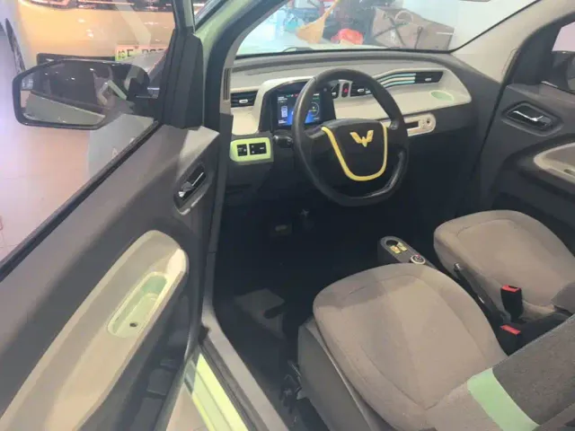 Wuling Hongguang Mini EV — Фото автомобиля 15
