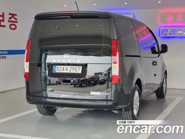Hyundai Staria Staria L3.5 Карго 5 мест — Фото автомобиля 6
