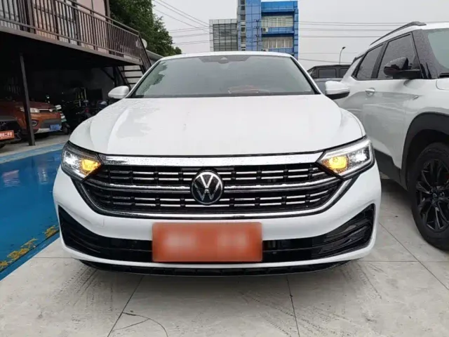 Volkswagen Sagitar — Фото автомобиля 2