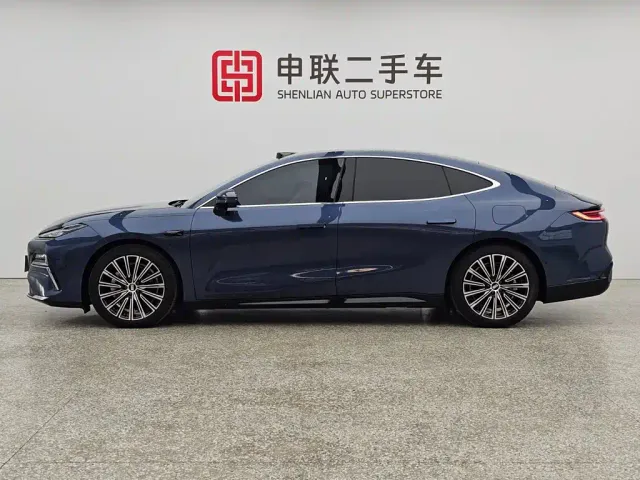 Geely Galaxy Xingyao 8 — Фото автомобиля 4