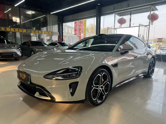 Xiaomi SU7 — Фото автомобиля 3
