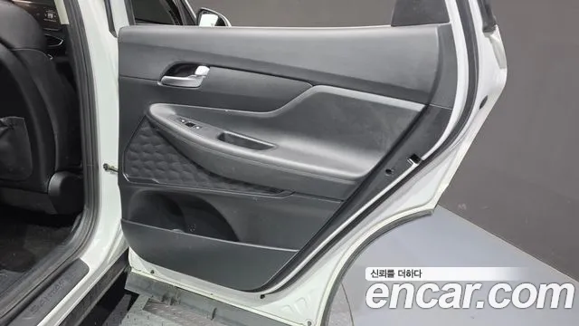 Hyundai Santafe Новый Santa Fe Дизель 2.2 4WD — Фото автомобиля 25