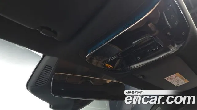 Mercedes-Benz E-Class — Фото автомобиля 19