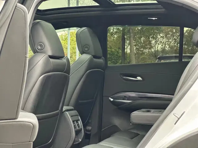 Cadillac XT4 — Фото автомобиля 5