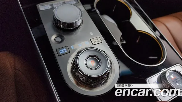 Genesis GV80 2.5T Бензин AWD — Фото автомобиля 8