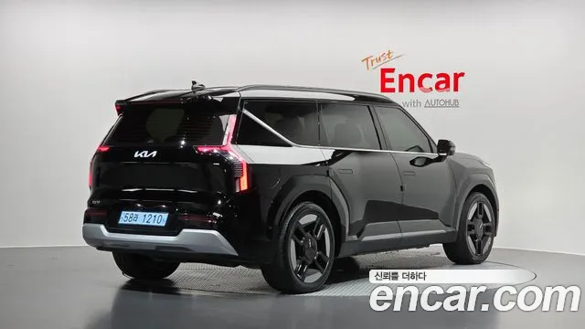 Kia EV9 — Фото автомобиля 2