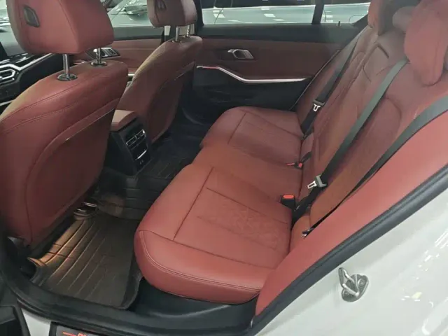 BMW i3 — Фото автомобиля 16