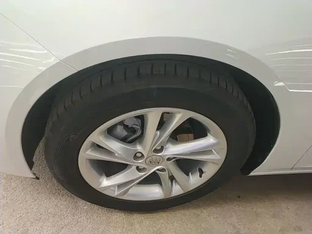 Buick Regal — Фото автомобиля 22