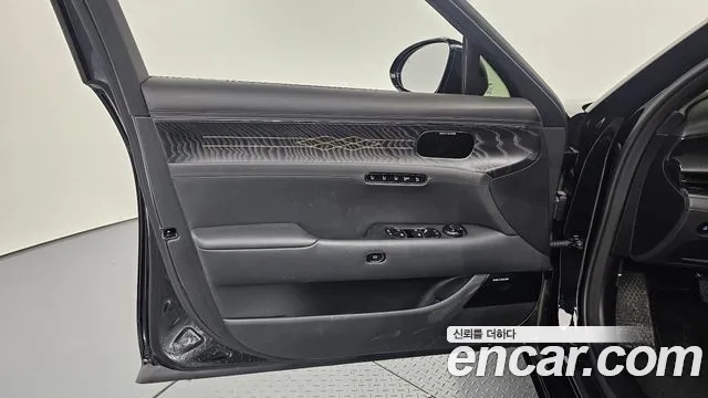Genesis G90 RS4 — Фото автомобиля 23