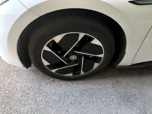 Volkswagen ID.3 — Фото автомобиля 22