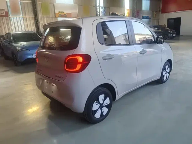 Wuling Hongguang Mini EV — Фото автомобиля 6