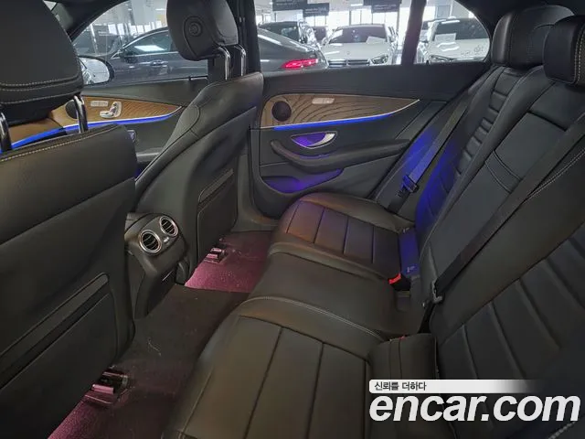 Mercedes-Benz E-Class W213 — Фото автомобиля 9