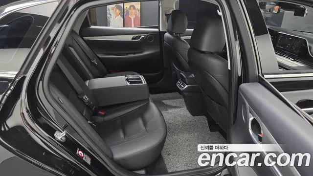 Hyundai Grandeur Новый Grandeur IG 3.0 LPi (Для проката) — Фото автомобиля 12