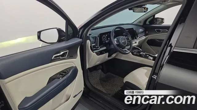 Kia Sportage Sportage 5-е поколение Бензин 1.6 турбо 2WD — Фото автомобиля 10