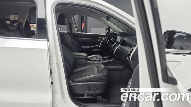 Kia Sorento Sorento 4-е поколение Бензин 2.5T 4WD — Фото автомобиля 11