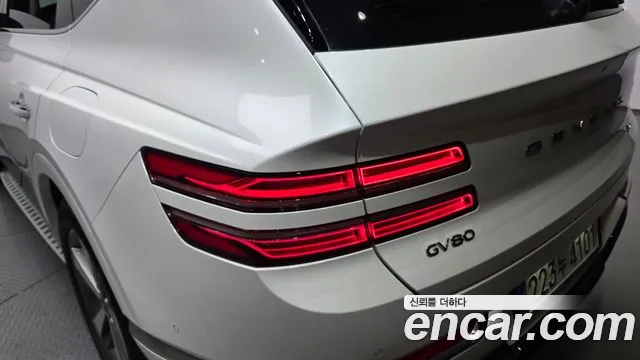Genesis GV80 2.5T Бензин AWD — Фото автомобиля 21