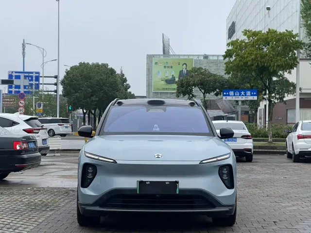 Nio ES6 — Фото автомобиля 2