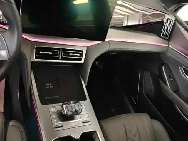 BYD Song L DM-i — Фото автомобиля 14