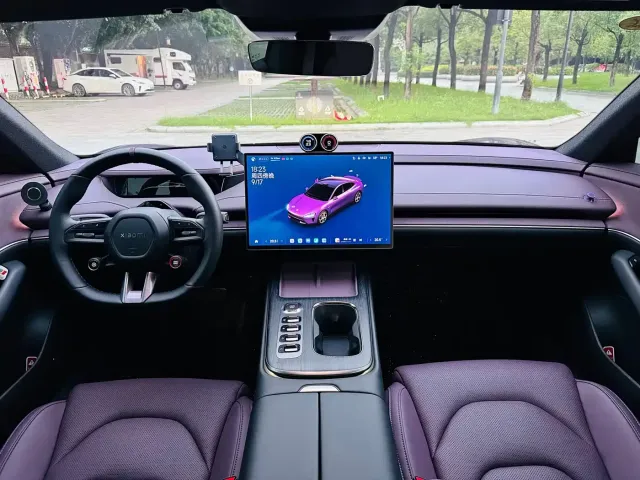 Xiaomi SU7 — Фото автомобиля 17